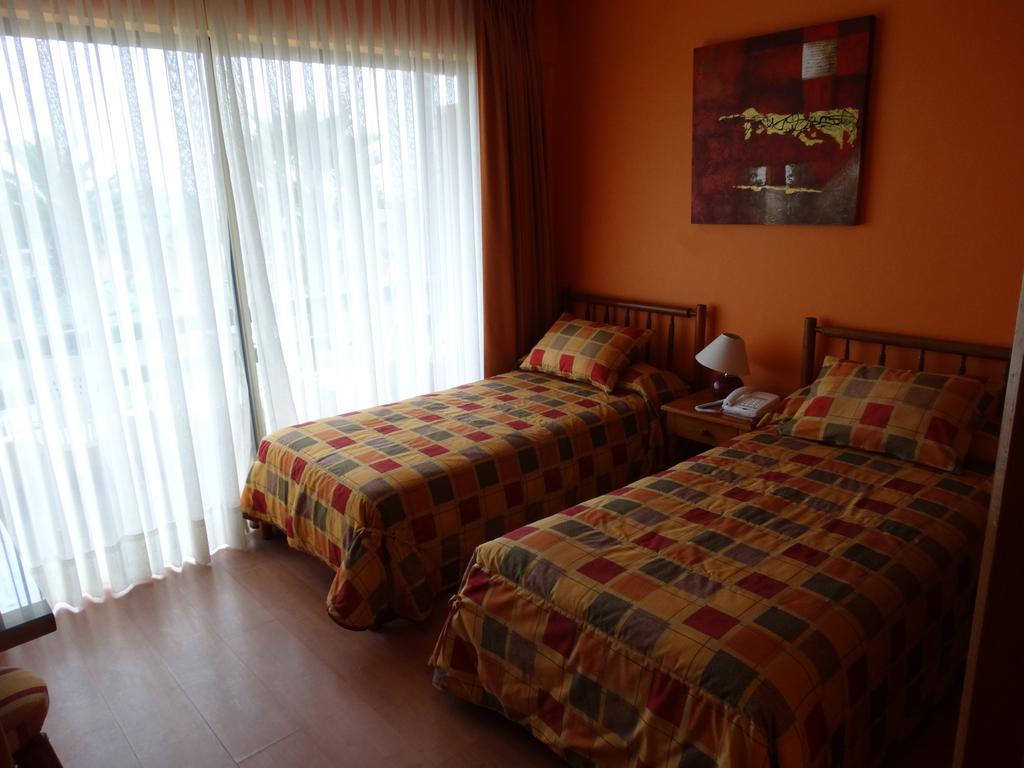 Hotel Y Cabanas Mar De Ensueno Ла Серена Екстериор снимка