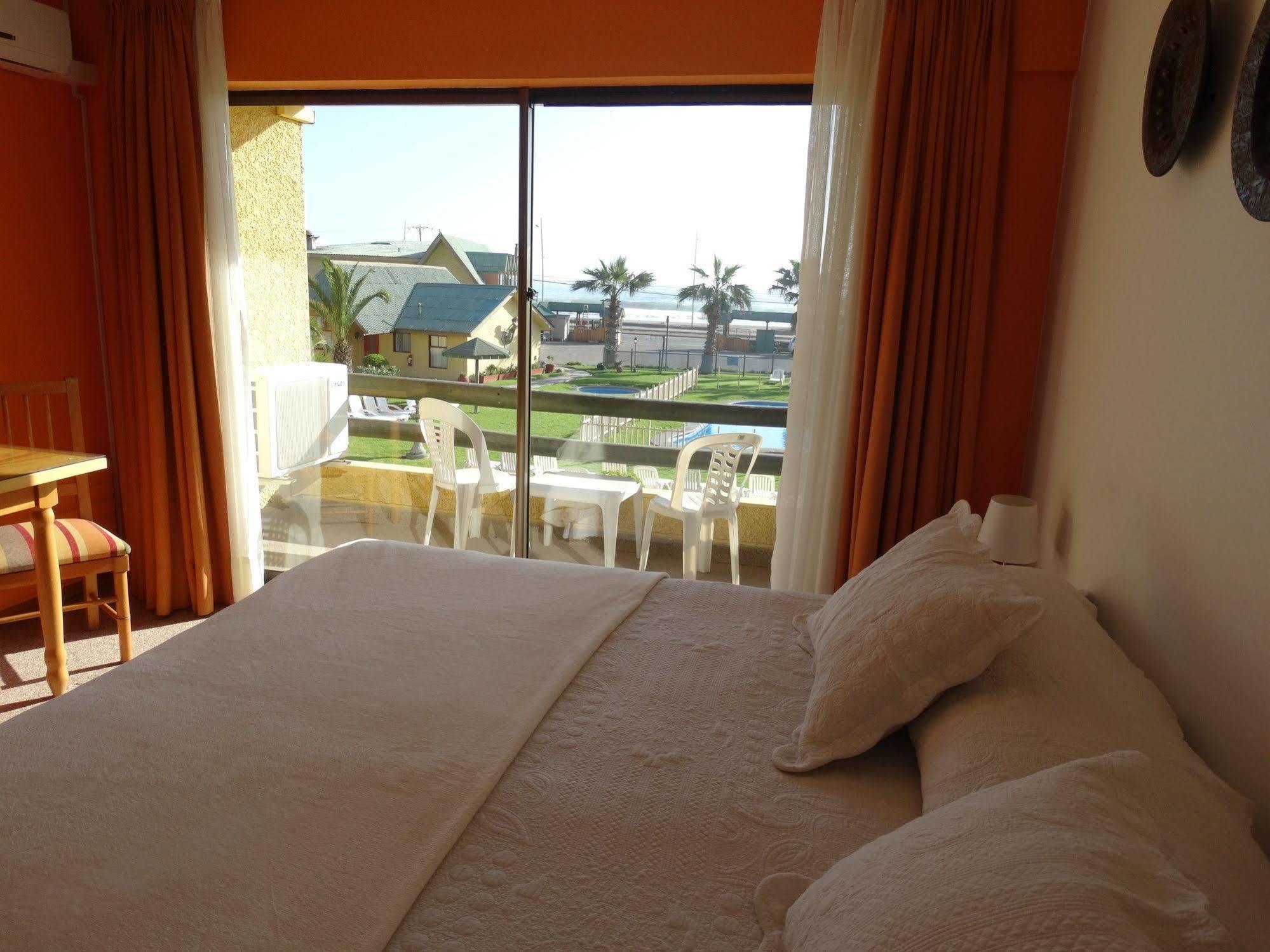 Hotel Y Cabanas Mar De Ensueno Ла Серена Екстериор снимка