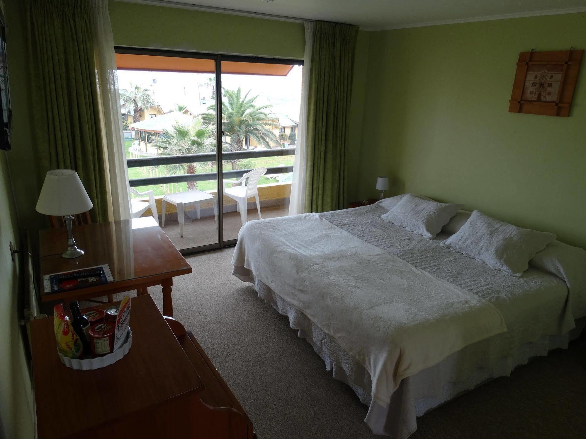 Hotel Y Cabanas Mar De Ensueno Ла Серена Екстериор снимка