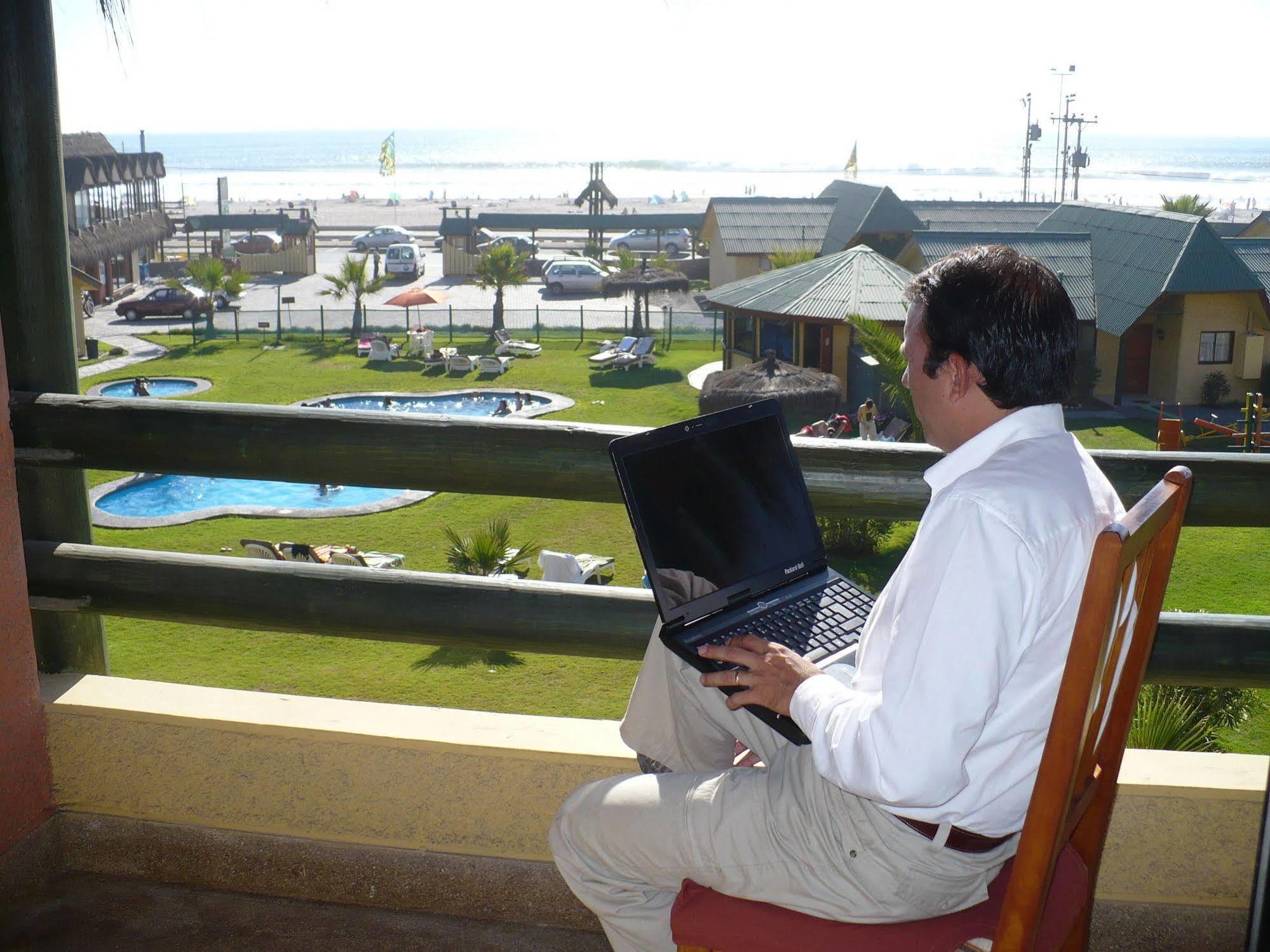 Hotel Y Cabanas Mar De Ensueno Ла Серена Екстериор снимка